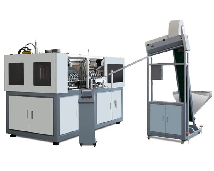 プラスチック製の水筒製造機